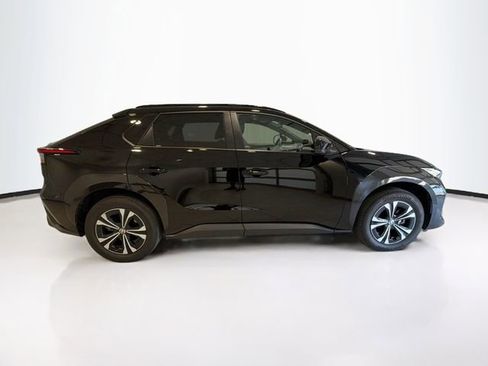 Certified 2024 Toyota bZ4X FWD image 7