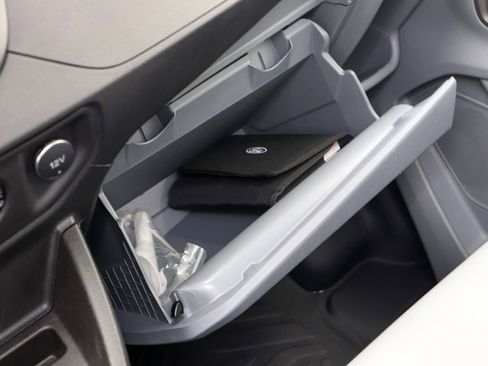 Used 2017 Ford Transit 350 XL image 31