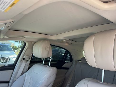 Used 2019 Mercedes-Benz S 560 Sedan image 20