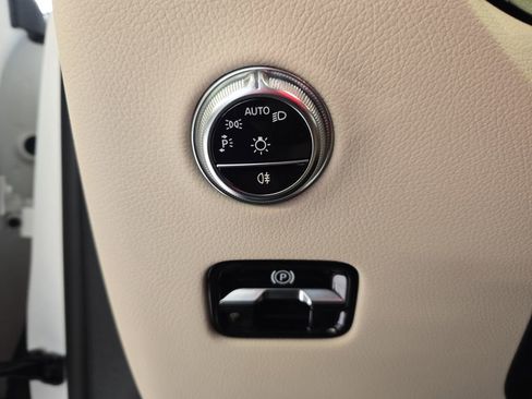 Certified 2023 Mercedes-Benz GLC 300 image 27