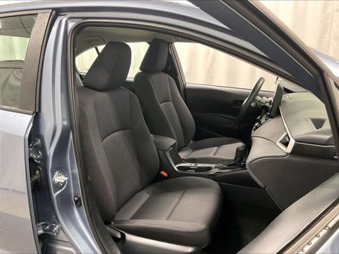 Certified 2025 Toyota Corolla LE image 11