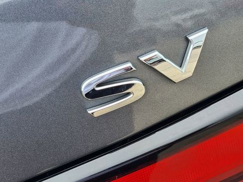 Used 2021 Nissan Sentra SV FWD image 12
