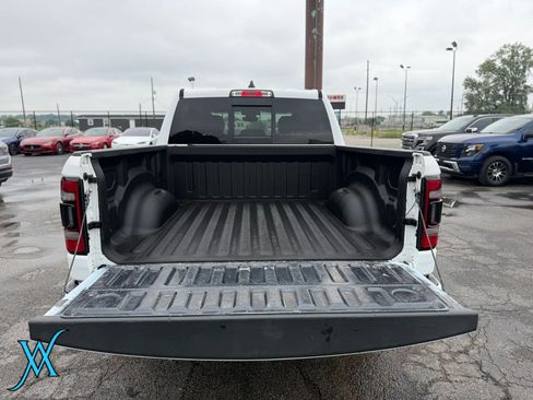 Used 2021 RAM 1500 Big Horn AWD/4WD image 36