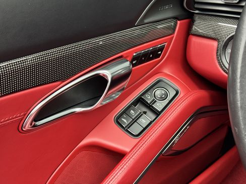 Certified 2016 Porsche 911 Turbo S AWD/4WD image 33