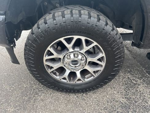 Used 2022 Ford F250 Lariat AWD/4WD image 9
