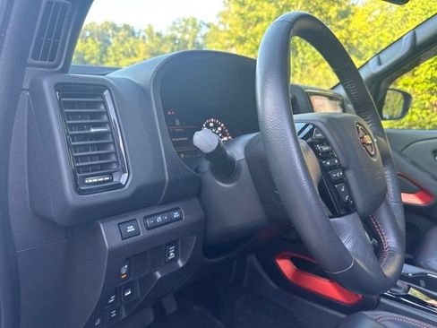 Used 2024 Nissan Frontier PRO-4X w/ Pro Premium Package AWD/4WD image 14