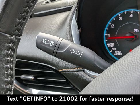 Used 2018 Chevrolet Traverse LT image 31