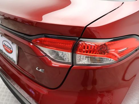 Used 2024 Toyota Corolla LE FWD image 9
