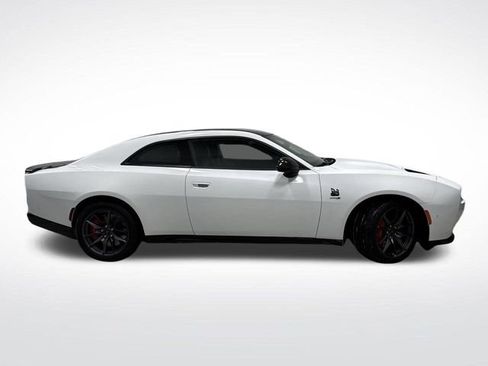 Used 2024 Dodge Charger R/T Scat Pack w/ Plus Group image 2