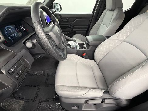 Used 2026 Toyota Tacoma SR5 AWD/4WD image 22
