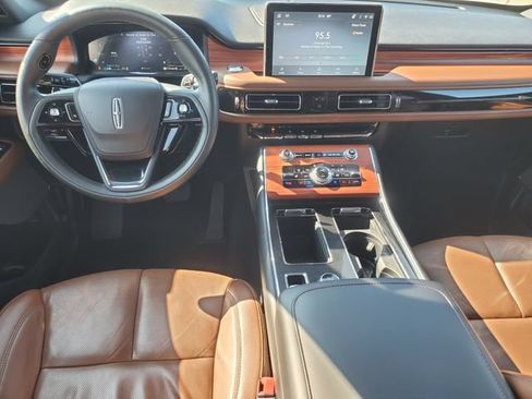 Used 2024 Lincoln Aviator Reserve w/ Equipment Group 201A AWD/4WD image 24