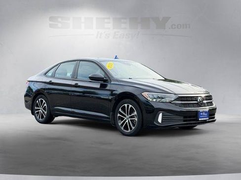 Used 2023 Volkswagen Jetta Sport FWD image 2