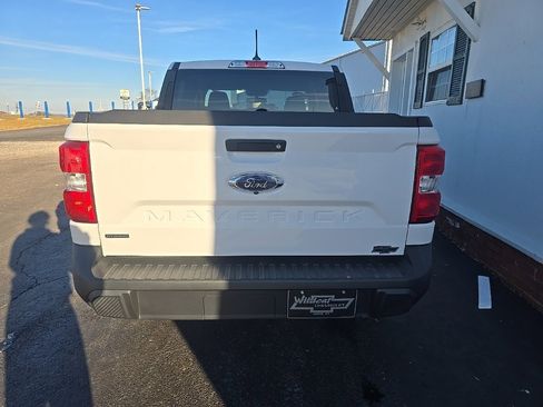 Used 2022 Ford Maverick XL image 8