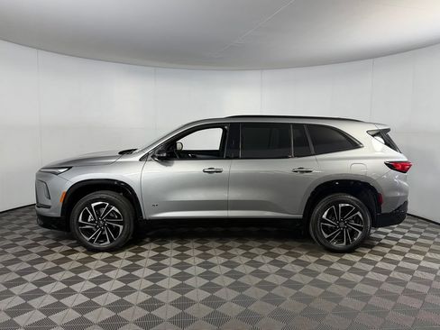 Used 2026 Buick Enclave Sport Touring FWD image 11