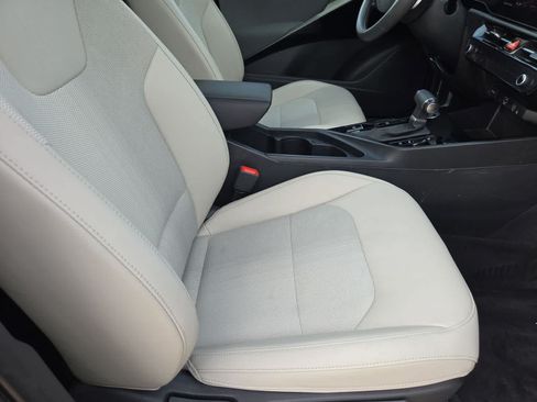 Certified 2024 Kia Niro EX Touring FWD image 21