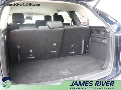 Used 2025 MAZDA CX-90 3.3 Turbo w/ Select Package AWD/4WD image 16