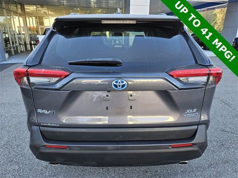 Used 2024 Toyota RAV4 XLE image 6