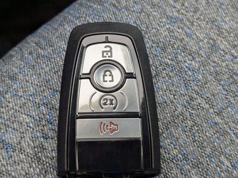 New 2026 Ford Maverick XLT w/ XLT Luxury Package FWD image 29