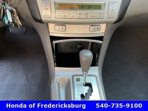 Used 2006 Toyota Solara SLE FWD image 28