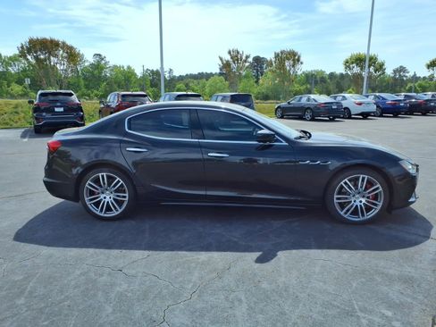 Used 2022 Maserati Ghibli Modena RWD image 15