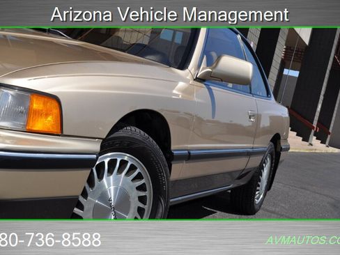 Used 1990 Acura Legend L image 14