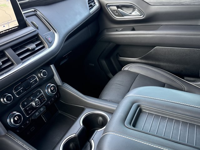 Used 2023 GMC Yukon SLT AWD/4WD image 26