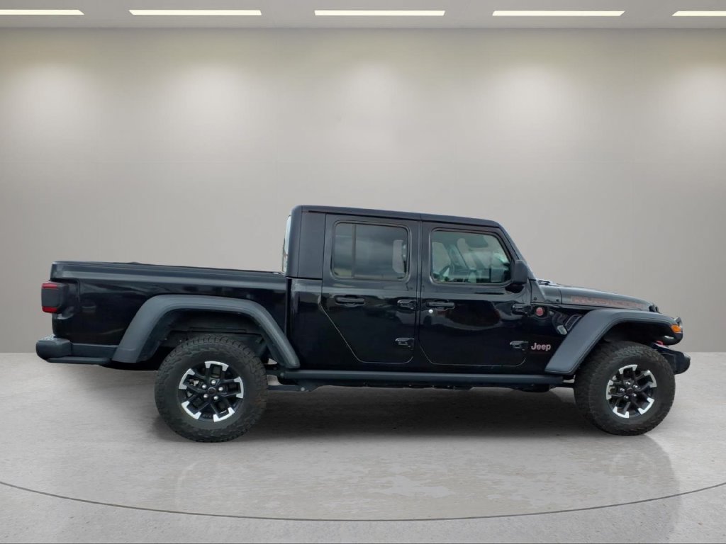 Used 2026 Jeep Gladiator Rubicon AWD/4WD image 2