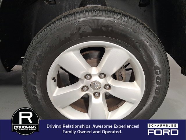 Used 2024 RAM 1500 Classic SLT AWD/4WD image 5