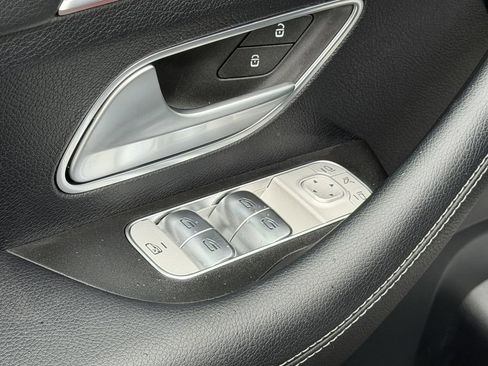 Certified 2025 Mercedes-Benz GLE 450e 4MATIC image 20