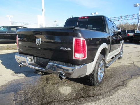 Used 2016 RAM 1500 Laramie w/ Convenience Group image 5