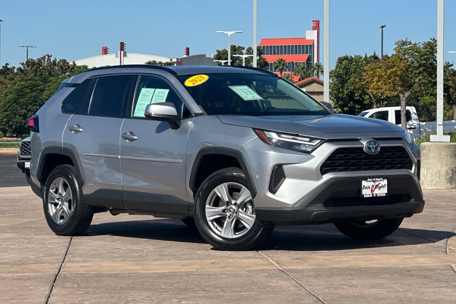 Certified 2023 Toyota RAV4 LE AWD/4WD image 2