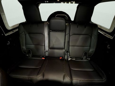 Used 2025 Jeep Wrangler Unlimited Rubicon 392 image 26