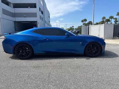 Used 2016 Chevrolet Camaro SS RWD image 2