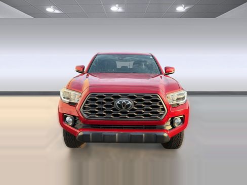 Used 2020 Toyota Tacoma TRD Off-Road AWD/4WD image 6