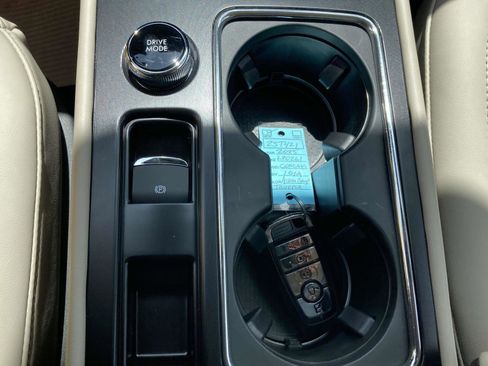 New 2025 Lincoln Corsair FWD w/ Equipment Group 101A image 27