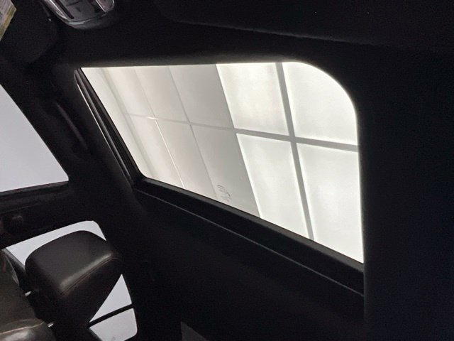 Used 2022 Dodge Charger Scat Pack RWD image 7