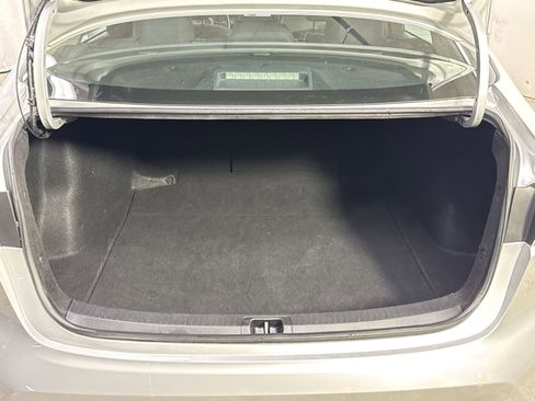 Used 2023 Toyota Corolla LE image 28