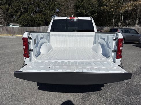 Used 2025 RAM 1500 Laramie image 34