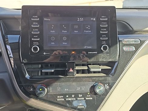 Used 2024 Toyota Camry SE w/ Blackout Package (TMS) image 17