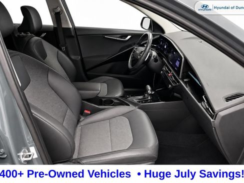 Used 2023 Kia Niro EX FWD image 15