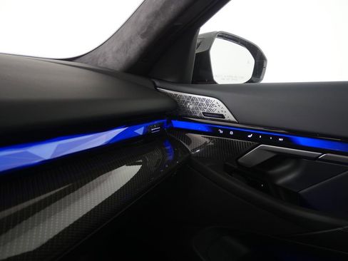 New 2026 BMW M5 image 32