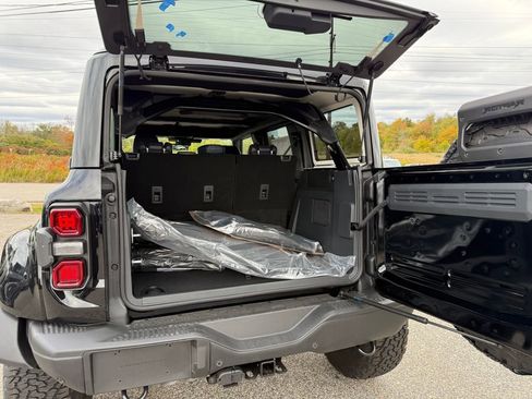 New 2025 Ford Bronco Raptor AWD/4WD image 11