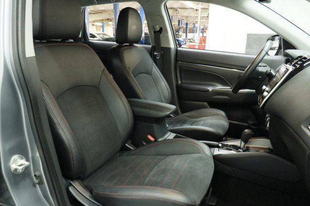 Used 2023 Mitsubishi Outlander Sport SE AWD/4WD image 23