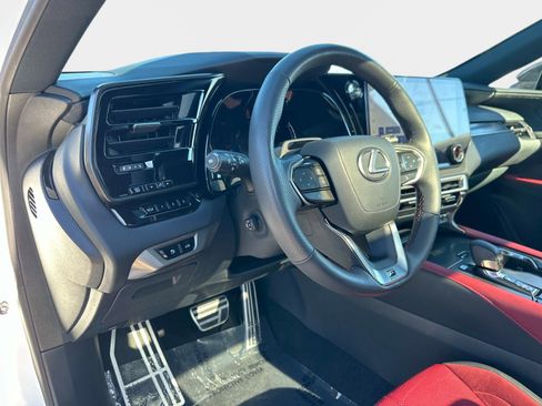 Used 2024 Lexus RX 500h F Sport image 19