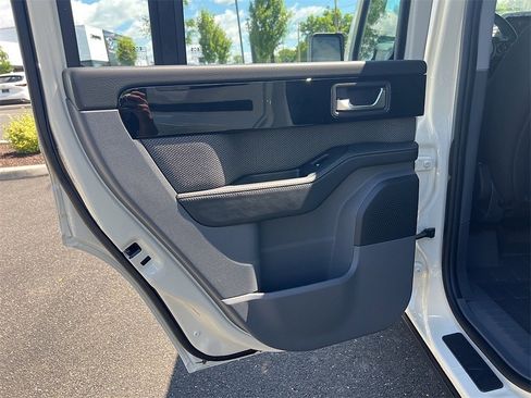 New 2024 INEOS Grenadier image 16