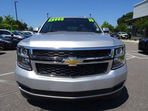 Used 2018 Chevrolet Suburban LT AWD/4WD image 9