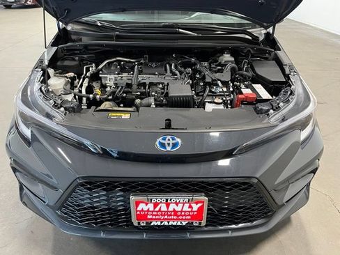 Used 2025 Toyota Corolla SE FWD image 9