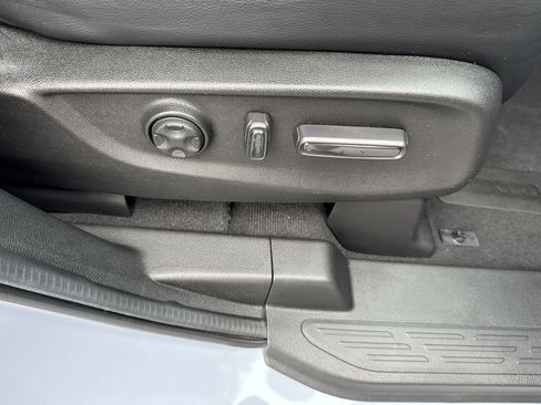 Certified 2024 Honda Odyssey Touring image 41