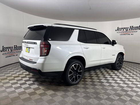 Used 2024 Chevrolet Tahoe RST w/ Luxury Package AWD/4WD image 4