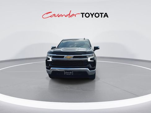 Used 2025 Chevrolet Silverado 1500 LT RWD image 3
